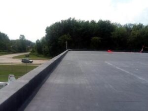 Commercial flat roof replacement