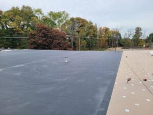 Commercial flat roof repair