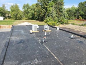 Commercial flat roof repair